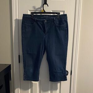 Women's Blue Cropped Jeans